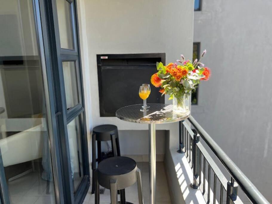 Modern Apartment In 斯泰伦博斯 外观 照片